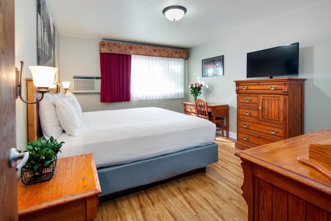 Stratford Hotel