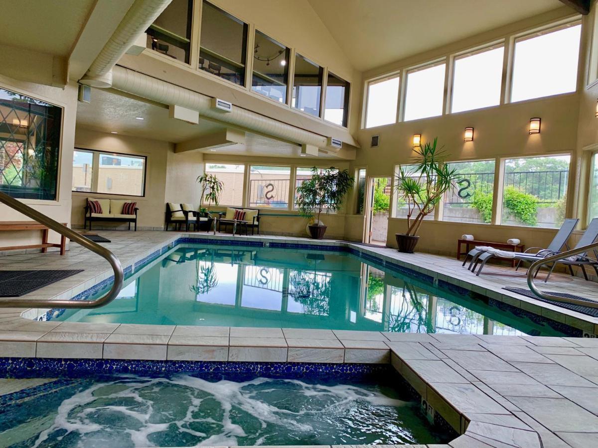 Stratford Hotel Ashland